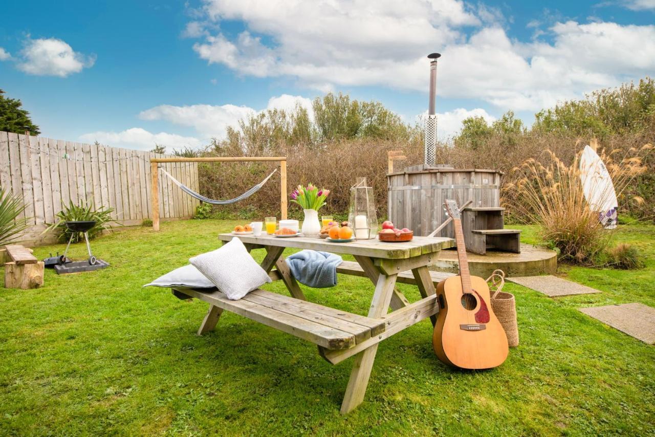 Wheal Prosper- Beautifully Fitted Wooden Lodge Helston Cornwall Екстер'єр фото